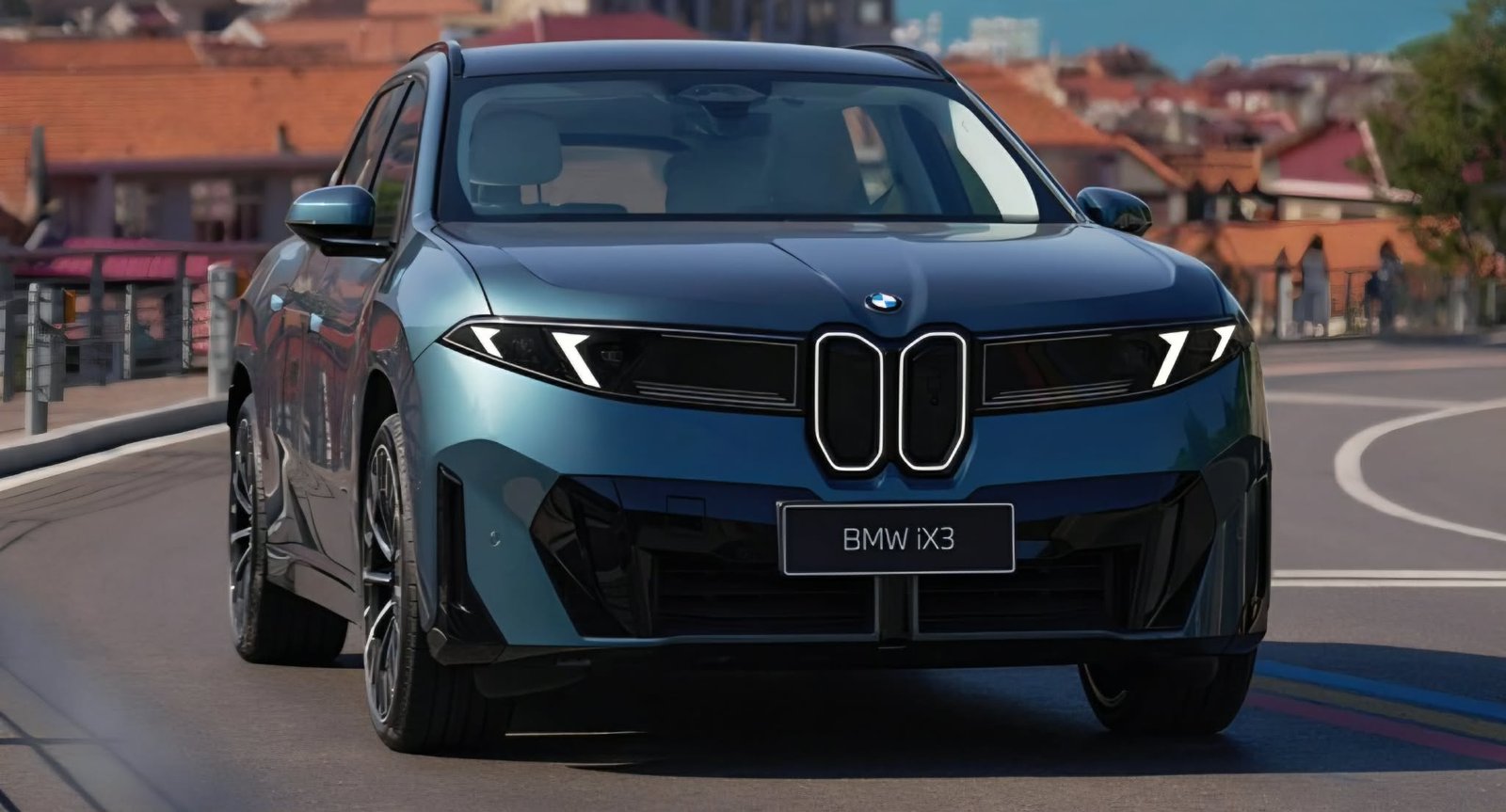 BMW iX3 وBMW i3